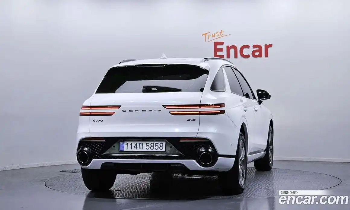 Genesis GV70 2022 2.5 гидро в Москве № 817349, фото 4