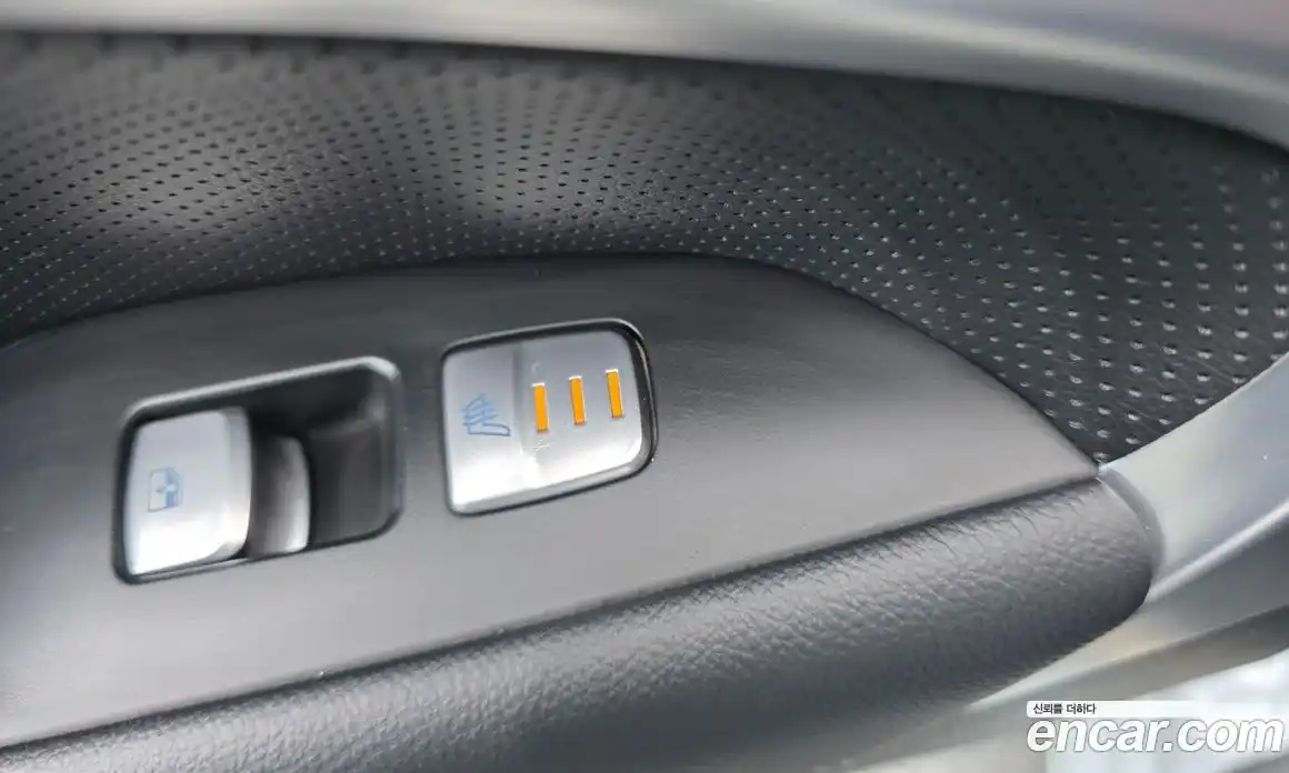 Genesis G70 2020 2.0 Автомат в Москве № 817350, фото 18