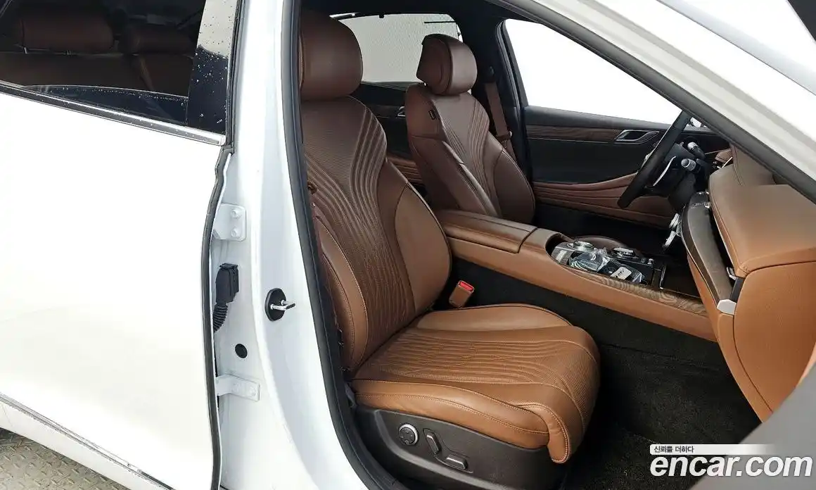 Genesis G80 2024 2.5 Автомат в Москве № 817367, фото 12