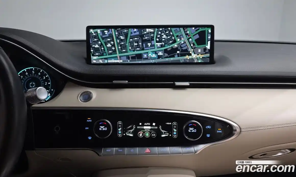 Genesis GV70 2021 2.5 Автомат в Москве № 817425, фото 13