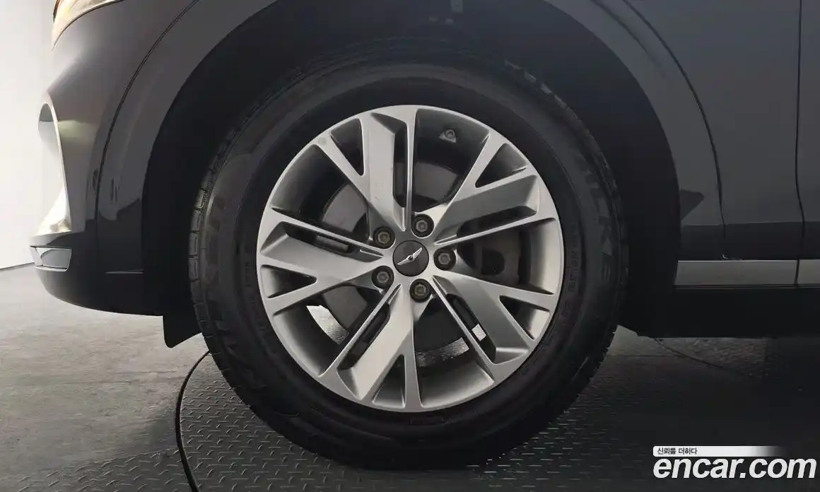 Genesis GV70 2021 2.5 Автомат в Москве № 817425, фото 4