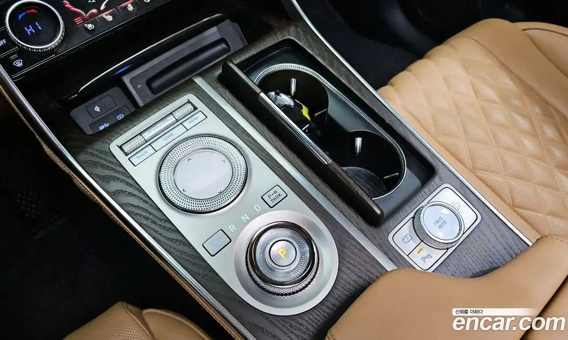 Genesis GV80 2022 2.5 Автомат в Москве № 817453, фото 9