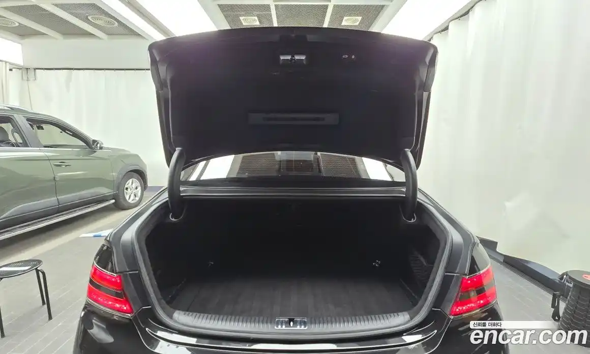 Genesis G90 2019 3.8 Автомат в Москве № 817646, фото 20