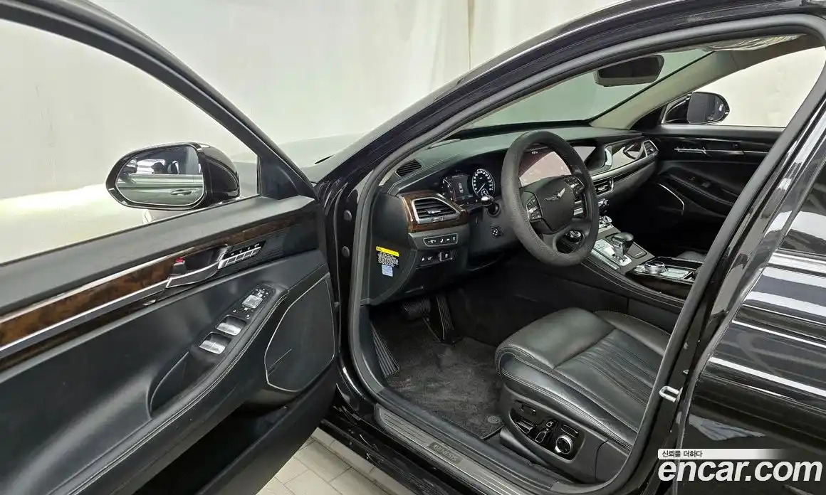 Genesis G90 2019 3.8 Автомат в Москве № 817646, фото 10