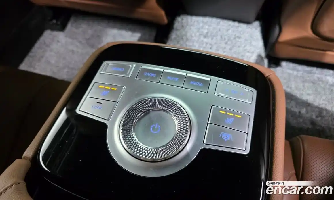 Genesis G80 2022 2.5 Автомат в Москве № 817699, фото 19