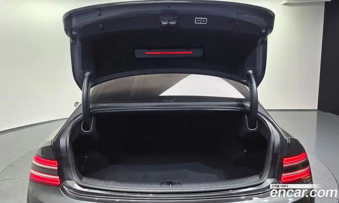 Genesis G80 2022 2.5 Автомат в Москве № 817699, фото 20