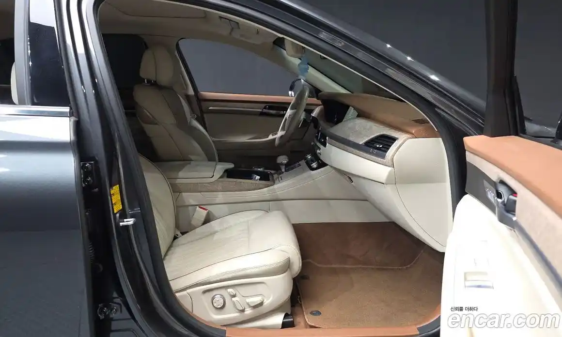 Genesis G90 2020 3.8 Автомат в Москве № 817811, фото 11