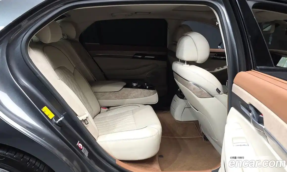 Genesis G90 2020 3.8 Автомат в Москве № 817811, фото 12