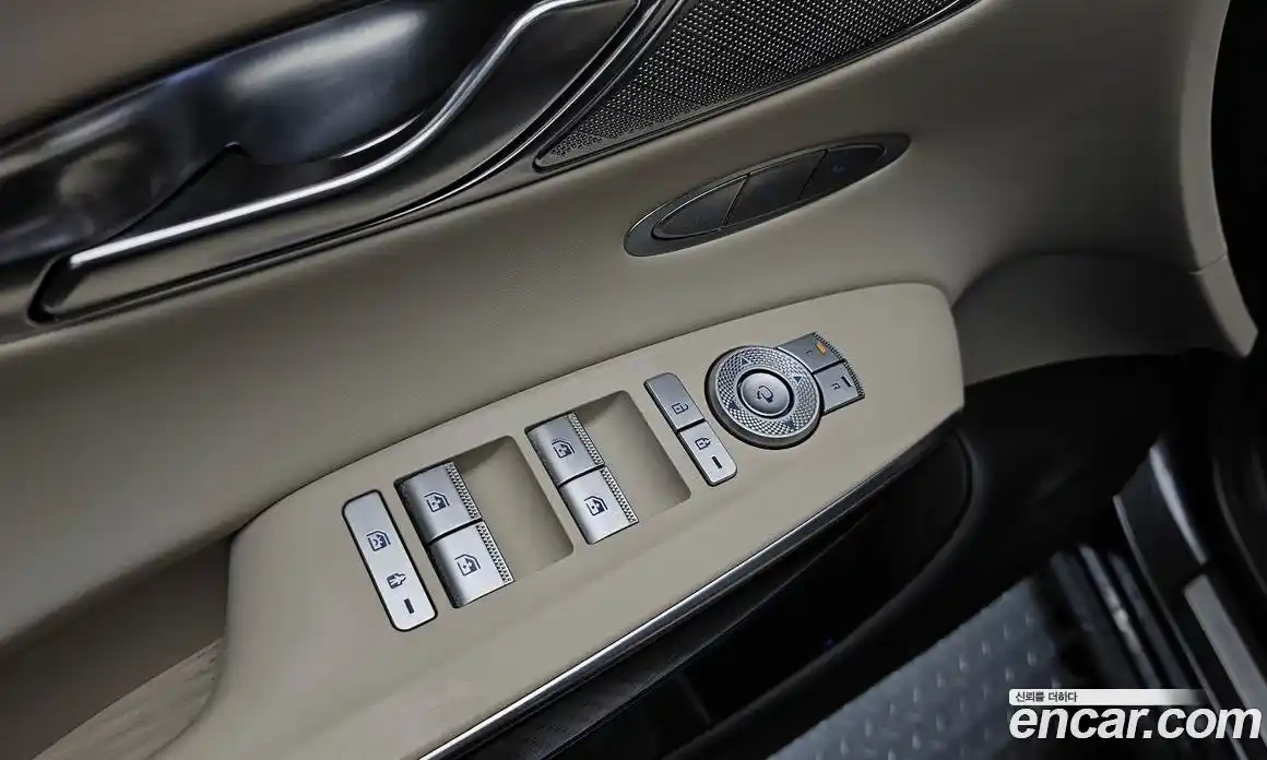 Genesis GV70 2021 2.2 Автомат в Москве № 817867, фото 16