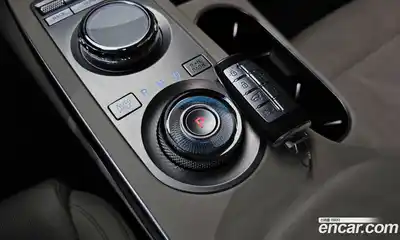 Genesis GV70 2021 2.2 Автомат в Москве № 817867, миниатюра 9