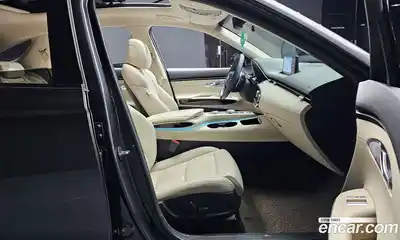 Genesis GV70 2021 2.2 Автомат в Москве № 817867, миниатюра 10