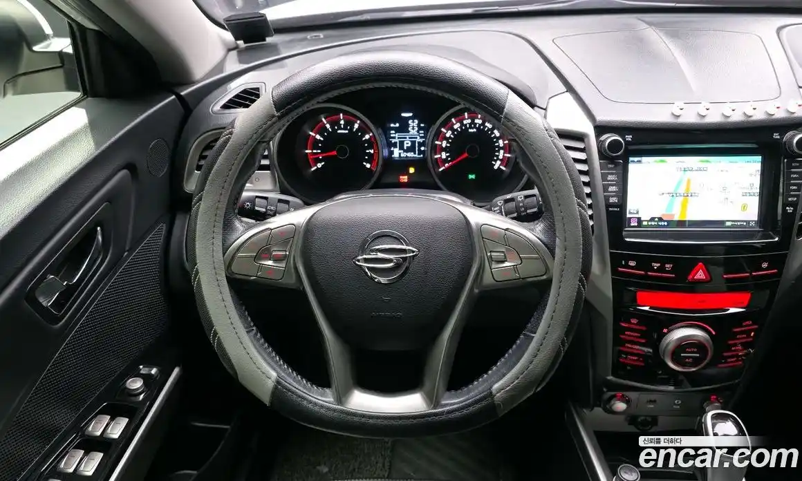 SsangYong TIBOLI 2015 1.6 Автомат в Москве № 818250, фото 13