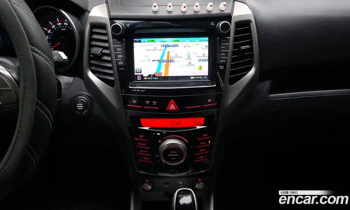 SsangYong TIBOLI 2015 1.6 Автомат в Москве № 818250, фото 16