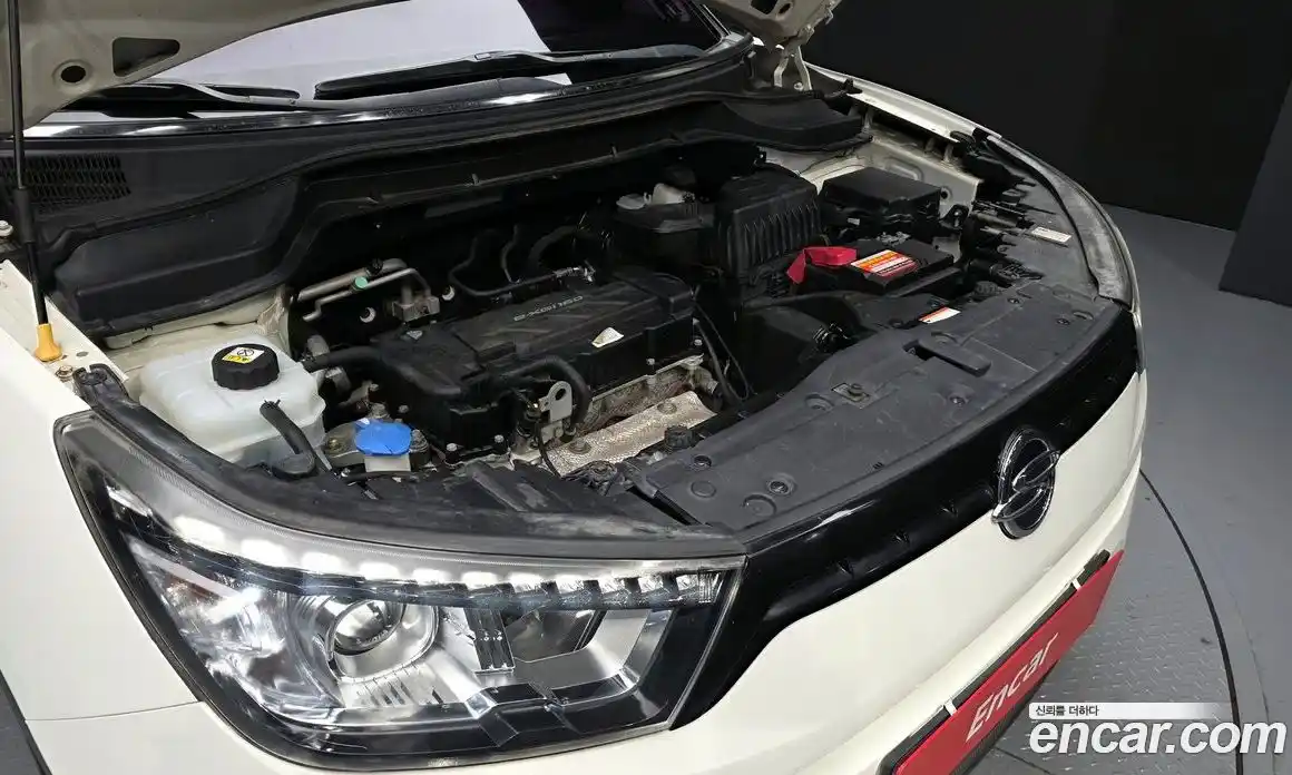 SsangYong TIBOLI 2015 1.6 Автомат в Москве № 818250, фото 6