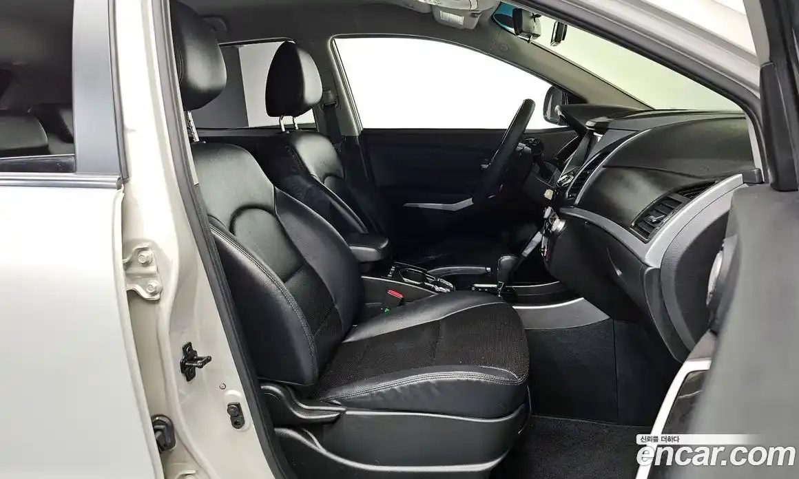 SsangYong Korando 2014 2.0 гидро в Москве № 818601, фото 10