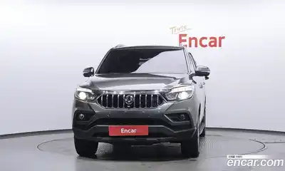 SsangYong Rexton 2018 2.2 Автомат в Москве № 818727, миниатюра 3