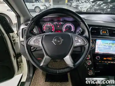 SsangYong Korando 2016 2.2 Автомат в Москве № 819092, миниатюра 7