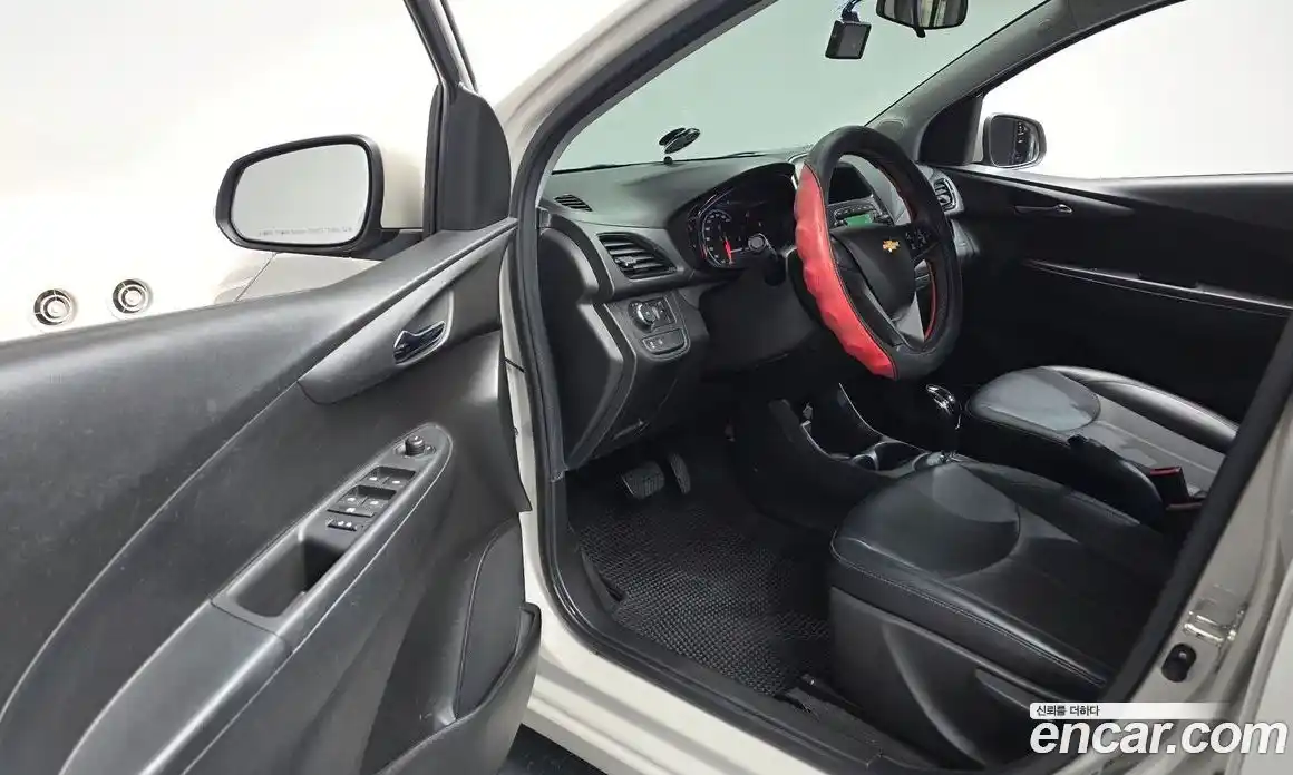 Chevrolet Spark 2018 1.0 Автомат в Москве № 819356, фото 11