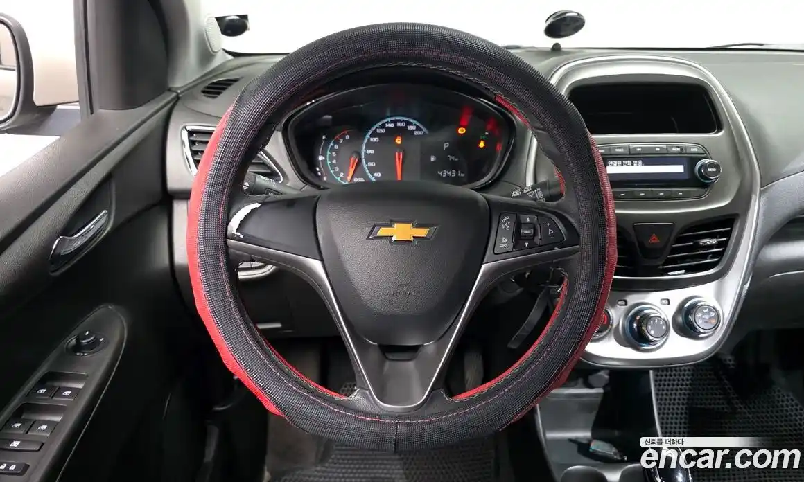 Chevrolet Spark 2018 1.0 Автомат в Москве № 819356, фото 13