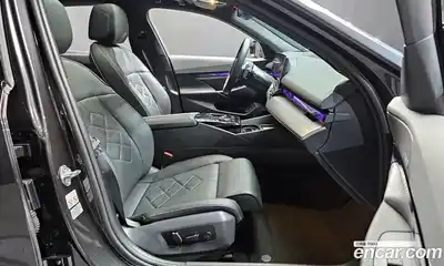 BMW 5-Series 2024 2.0 Автомат в Москве № 819376, миниатюра 11