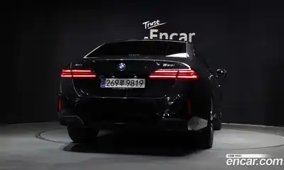 BMW 5-Series 2024 2.0 Автомат в Москве № 819376, миниатюра 4