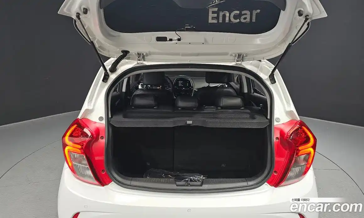 Chevrolet Spark 2019 1.0 гидро в Москве № 819388, фото 20
