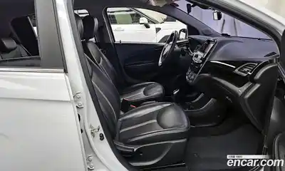 Chevrolet Spark 2018 1.0 Автомат в Москве № 819390, миниатюра 11