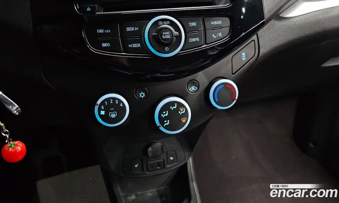 Chevrolet Spark 2015 1.0 Автомат в Москве № 819600, фото 18