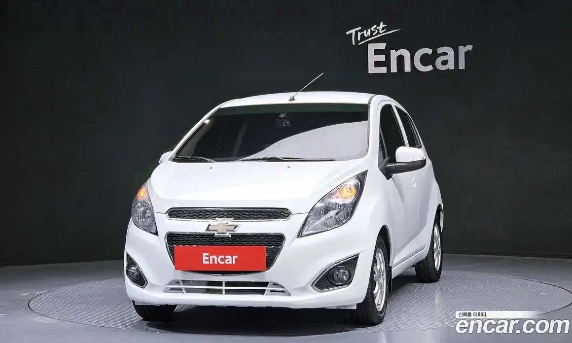 Chevrolet Spark 2015 1.0 Автомат в Москве № 819600, фото 3