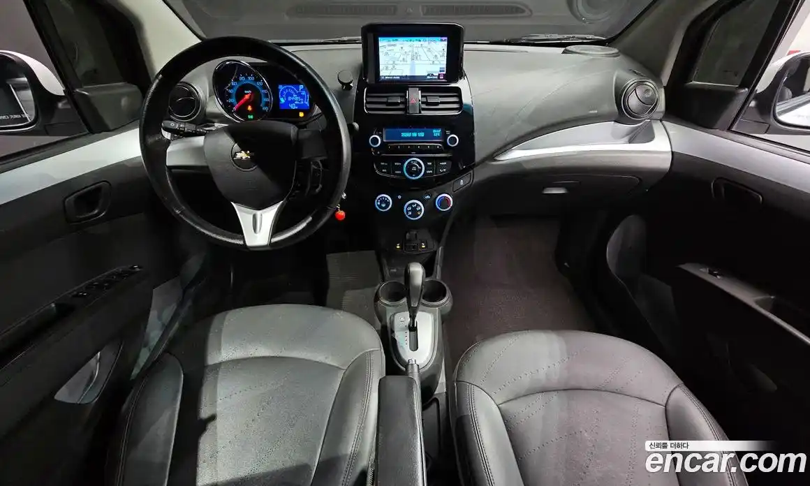 Chevrolet Spark 2015 1.0 Автомат в Москве № 819600, фото 7