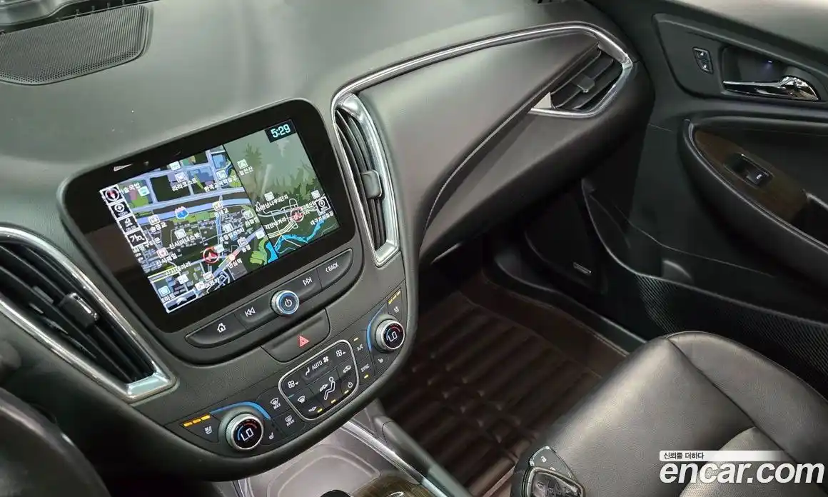 Chevrolet Malibu 2016 1.5 Автомат в Москве № 819763, фото 15