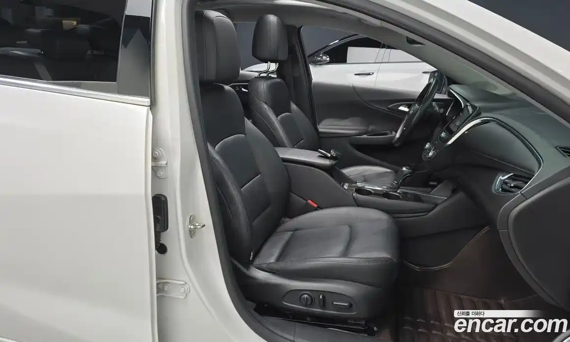 Chevrolet Malibu 2016 1.5 Автомат в Москве № 819763, фото 9