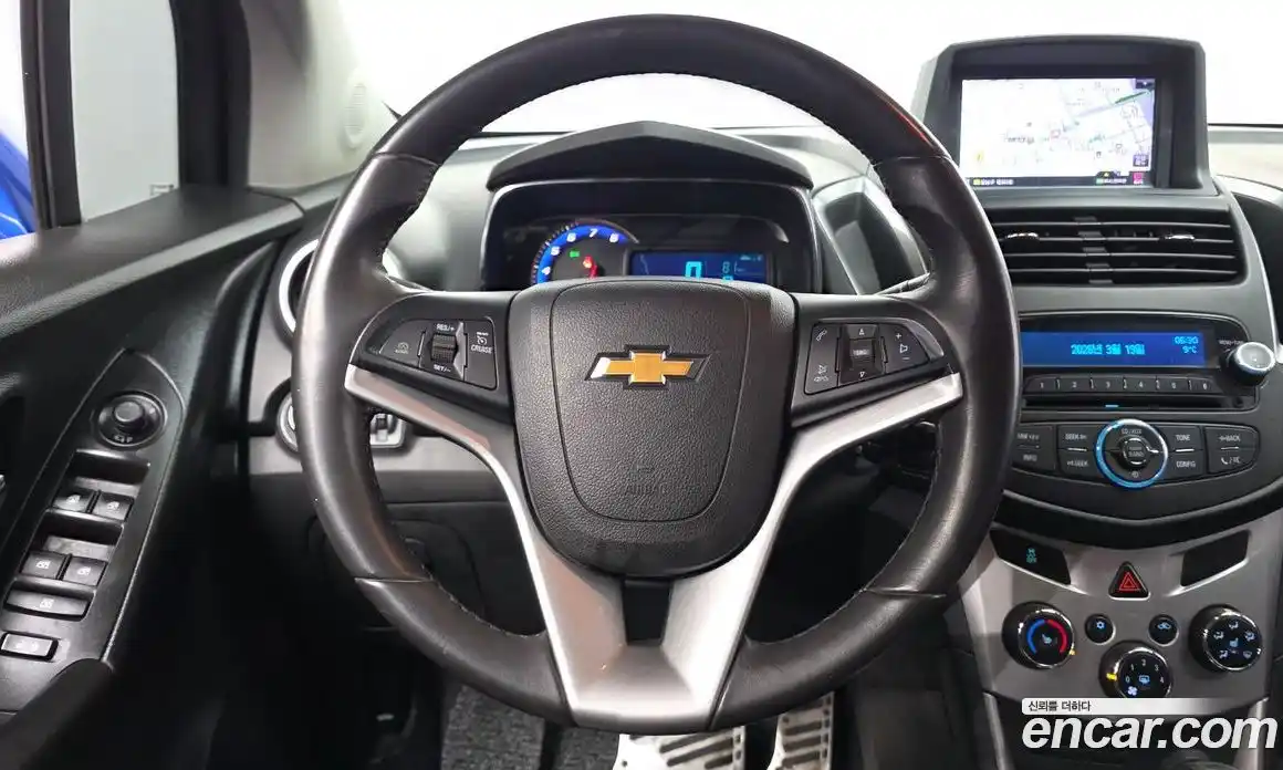 Chevrolet Trax 2015 1.4 Автомат в Москве № 819782, фото 13