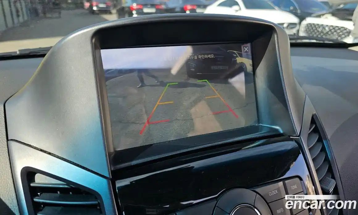 Chevrolet Orlando 2012 2.0 Автомат в Москве № 819884, фото 15