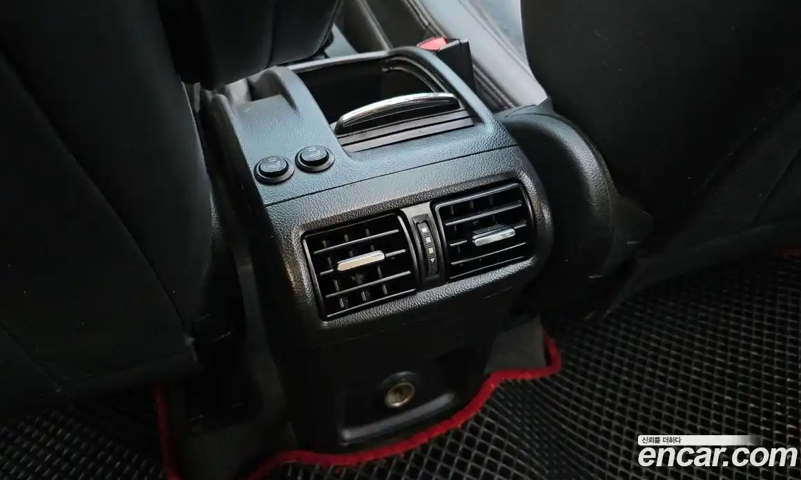 Chevrolet Orlando 2012 2.0 Автомат в Москве № 819884, фото 18