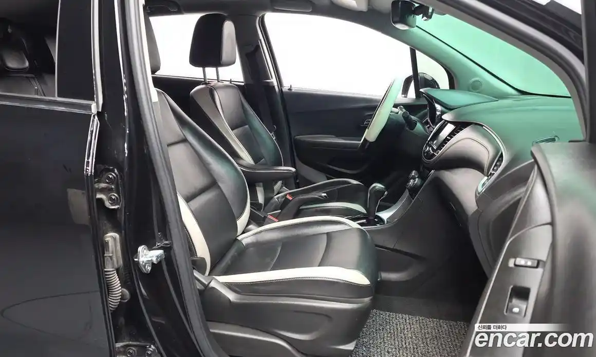 Chevrolet Trax 2018 1.6 гидро в Москве № 820037, фото 11