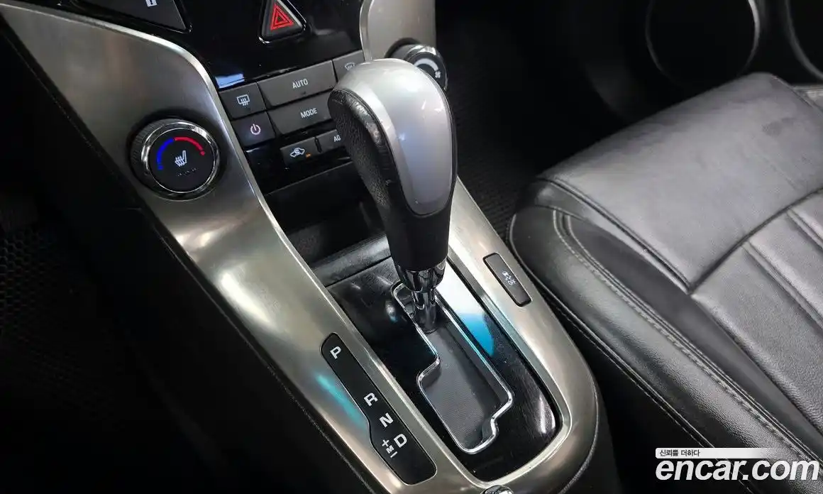 Chevrolet Cruze 2013 1.8 гидро в Москве № 820076, фото 9