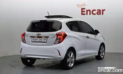 Chevrolet Spark 2015 1.0 Автомат в Москве № 820090, миниатюра 2