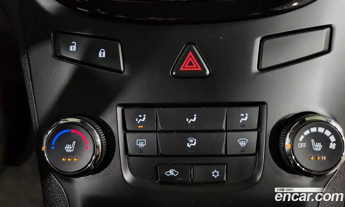 Chevrolet Orlando 2014 2.0 Автомат в Москве № 820255, фото 13