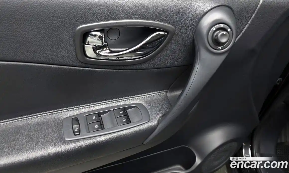 Renault QM5 2015 2.0 Автомат в Москве № 820728, фото 11