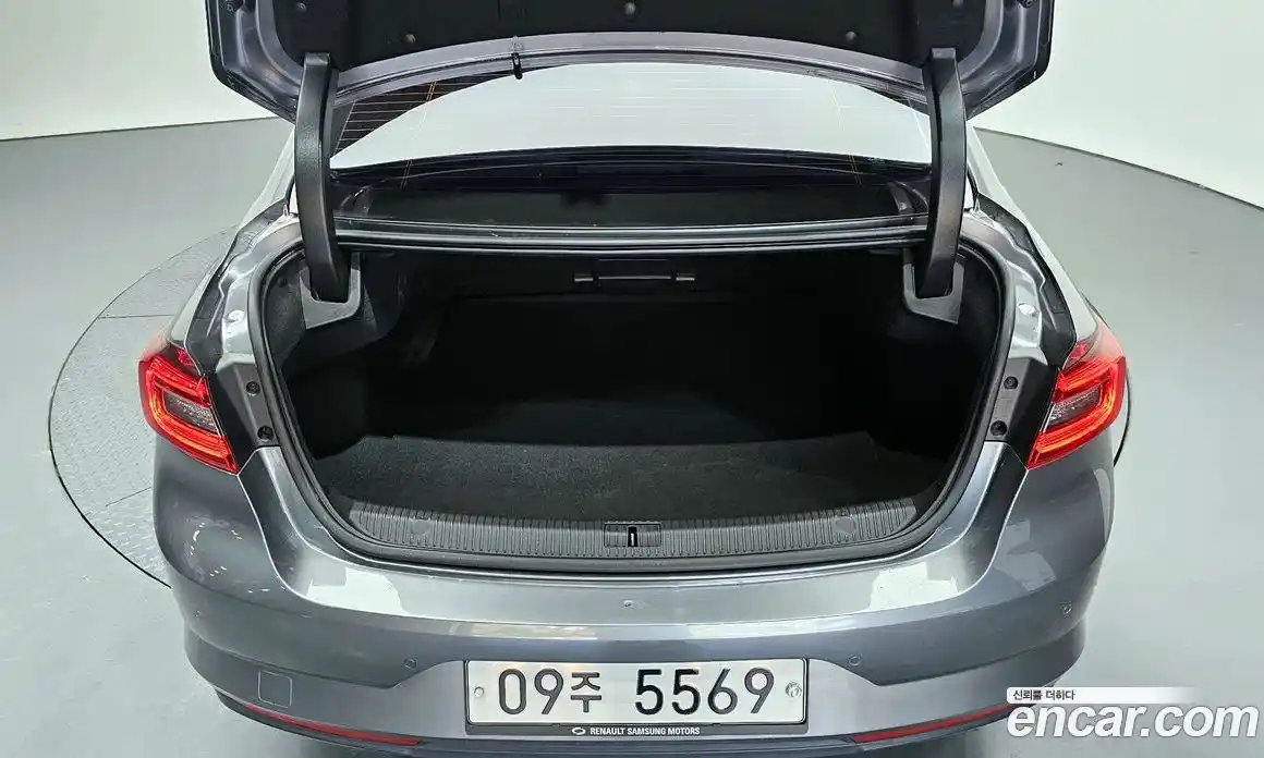 Renault SM6 2017 1.6 Автомат в Москве № 820731, фото 19