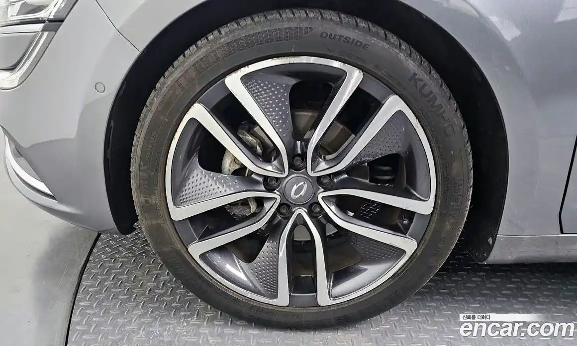 Renault SM6 2017 1.6 Автомат в Москве № 820731, фото 4