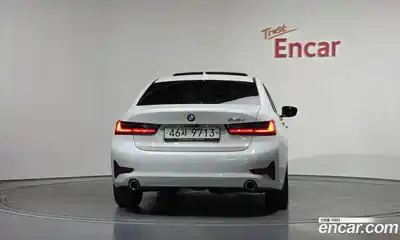 BMW 3-Series 2019 2.0 Автомат в Москве № 820915, миниатюра 4