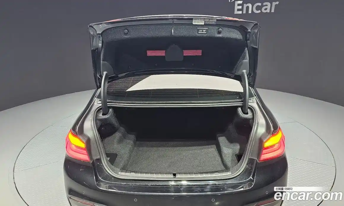 BMW 5-Series 2017 2.0 Автомат в Москве № 821680, фото 20