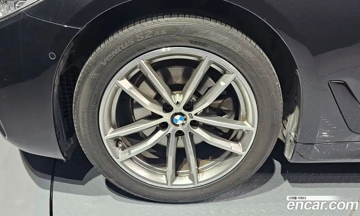 BMW 5-Series 2017 2.0 Автомат в Москве № 821680, фото 5