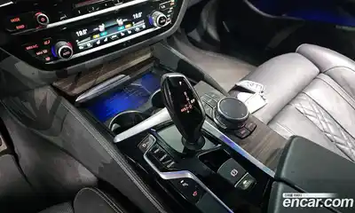 BMW 5-Series 2017 2.0 Автомат в Москве № 821680, миниатюра 9