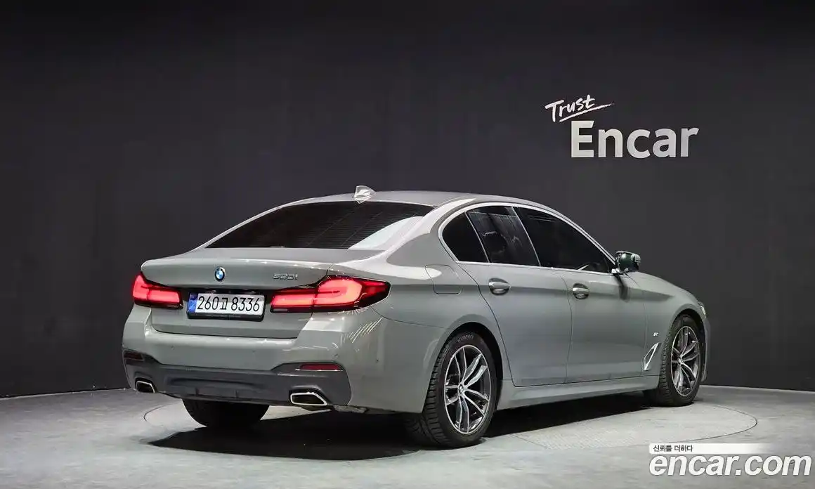 BMW 5-Series 2022 2.0 Автомат в Москве № 821758, фото 2