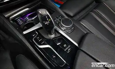 BMW 5-Series 2022 2.0 Автомат в Москве № 821758, миниатюра 9