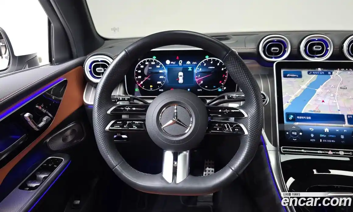 Mercedes-Benz GLC-Class 2025 2.0 Автомат в Москве № 821787, фото 12