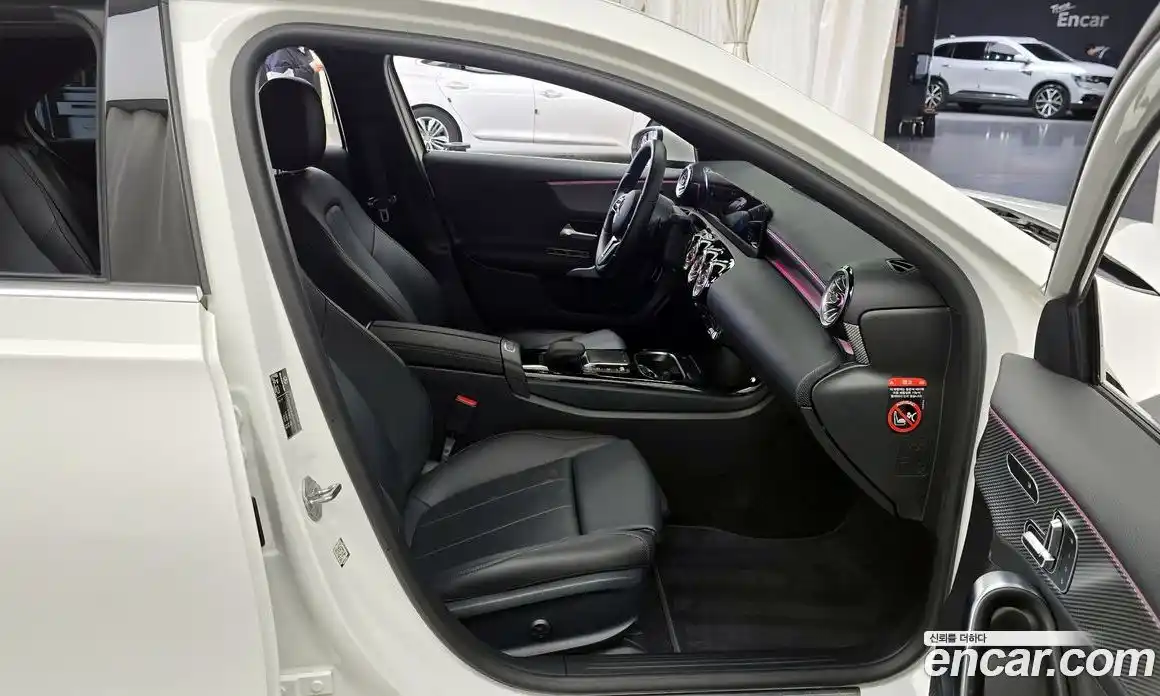 Mercedes-Benz A-Class 2022 2.0 Автомат в Москве № 821806, фото 11